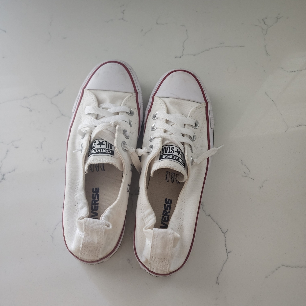 Converse - Picture 2 of 3
